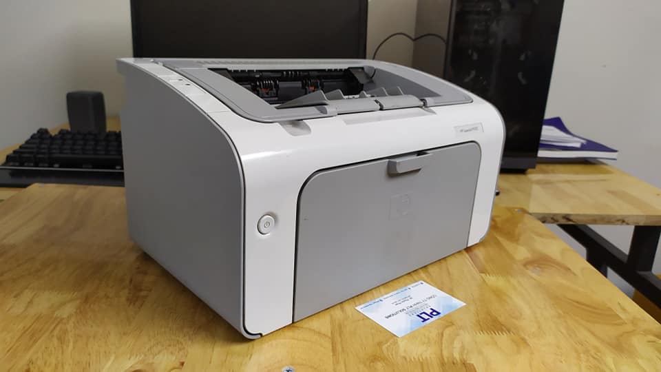 MÁY IN HP LASERJET PRO P1105  ĐẸP GỌN GÀNG, IN ẤN RÕ NÉT, ĐỘ BỀN CAO, DỄ THAY MỰC, SANG TRỌNG - TIẾT KIỆM - HIỆU QUẢ