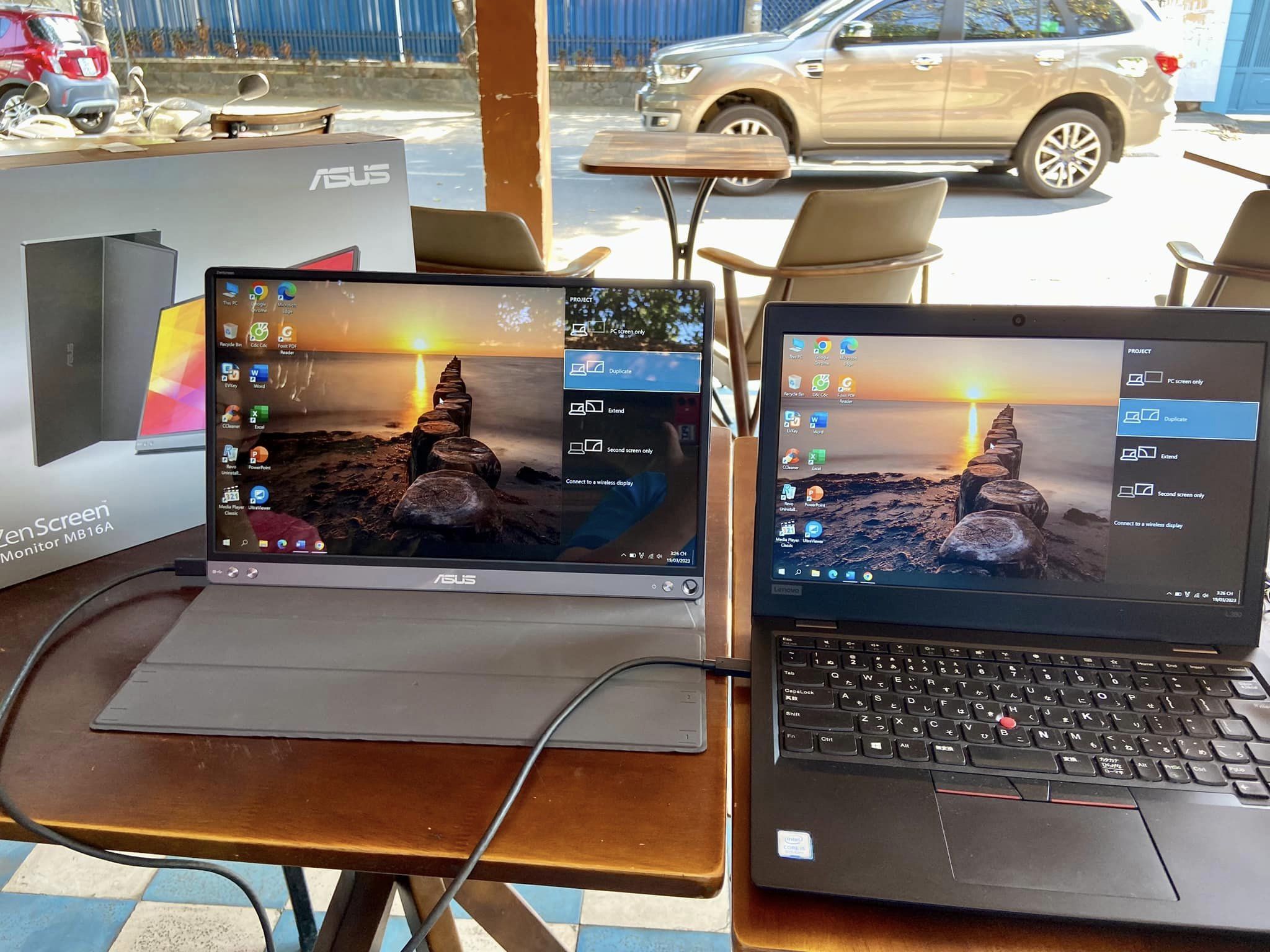 MÀN HÌNH MỞ RỘNG ĐỘ PHÂN GIẢI CAO DÀNH CHO LAPTOP, CÔNG NGHỆ MỚI CỔNG TYPE-C VỚI MÀU SẮC CỰC ĐẸP, ĐỌC TÀI LIỆU MỘT BÊN - LÀM VIỆC MỘT BÊN