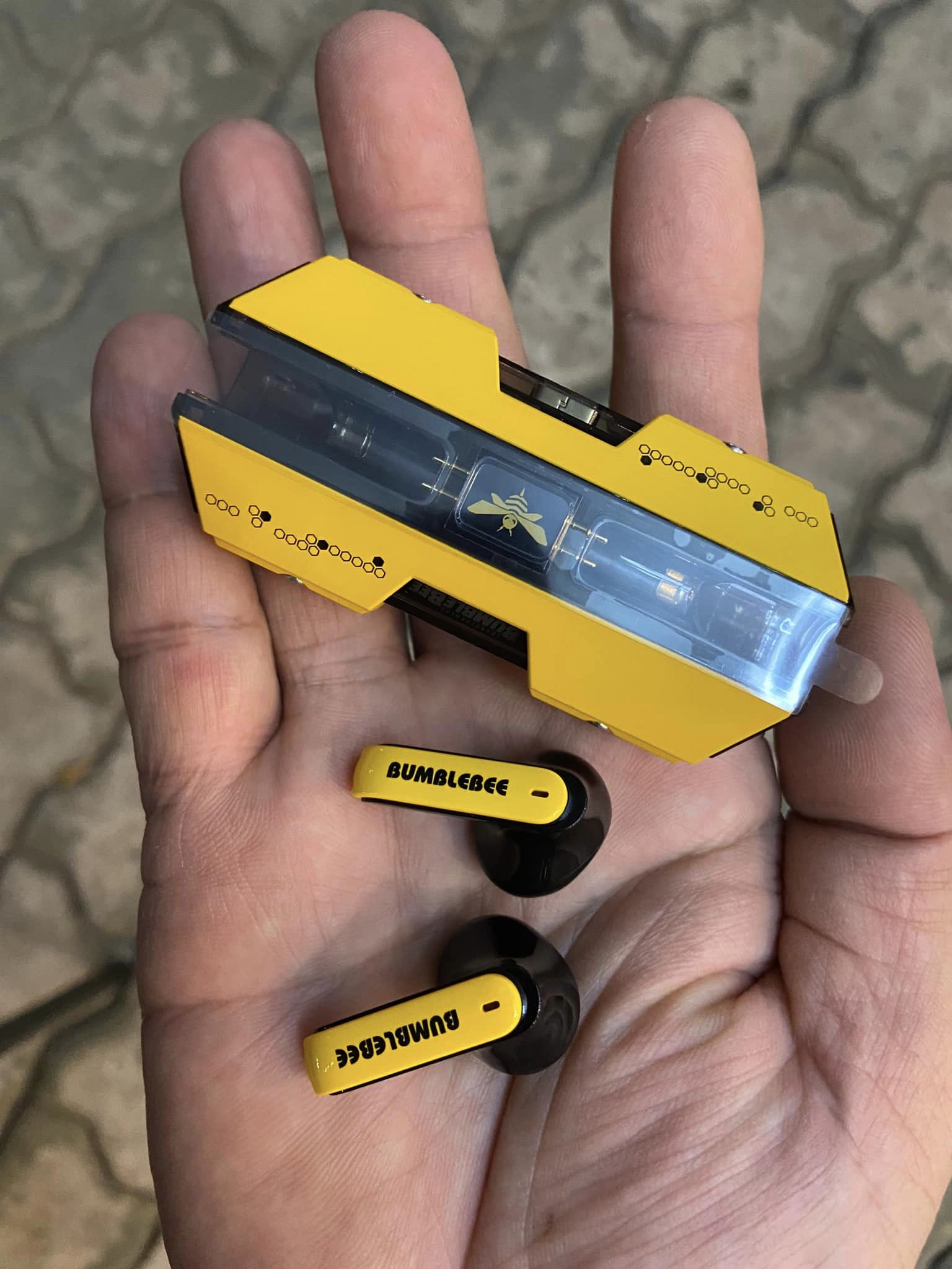 TAI NGHE BLUETOOTH TRANSFORMER THIẾT KẾ SIÊU ĐẸP, MÀU SẮC TƯƠI TRẺ, ÂM THANH SỐNG ĐỘNG