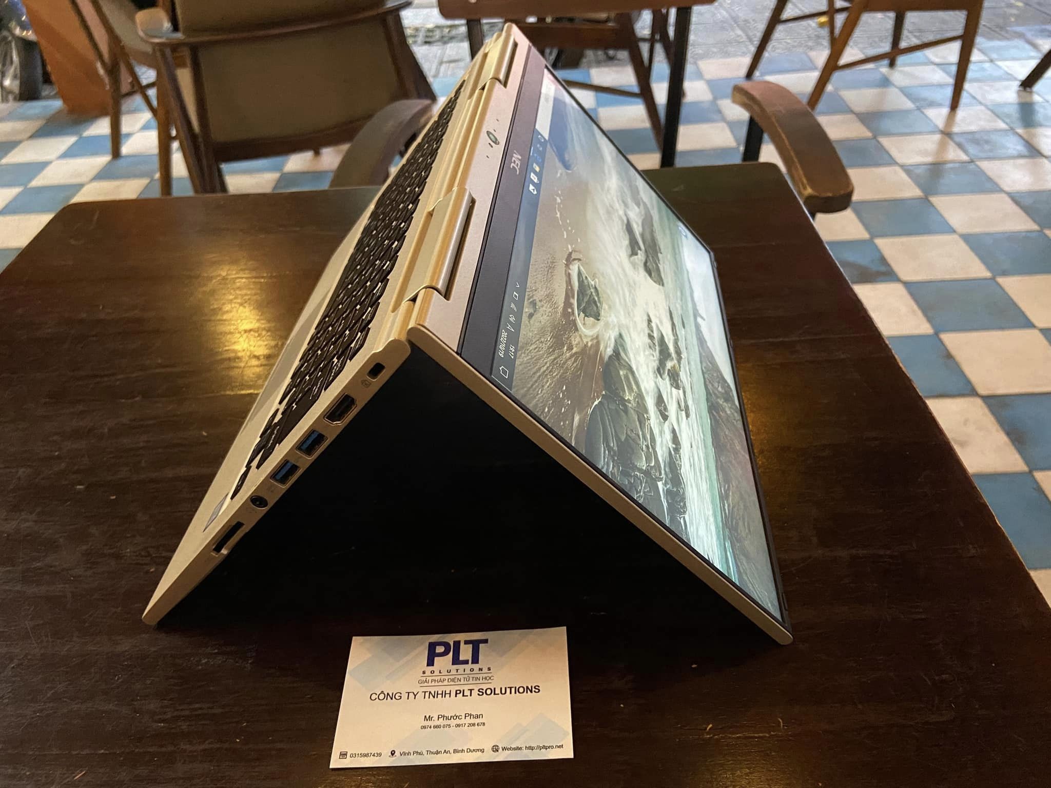 LAPTOP NHẬT CORE I7-TH7 CẢM ỨNG XOAY 360 ĐỘ, NHẸ TỰA LÔNG HỒNG CHỈ 800 GRAM, MANG ĐÂU CŨNG TIỆN